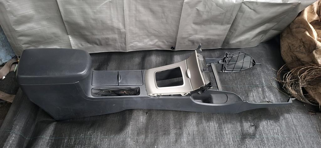 CONSOLA DE PALANCA CAMBIO TOYOTA FIELDER 2006-2012 WAGON NZE141G ZRE144G