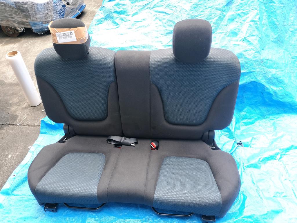 ASIENTO POSTERIOR DE AUTO NISSAN WINGROAD 2005-2018 WAGON Y12 JY12