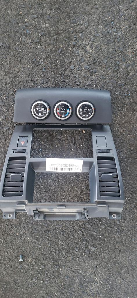 CONSOLA DE RADIO NISSAN TIIDA 2004-2012 HATCHBACK C11 JC11