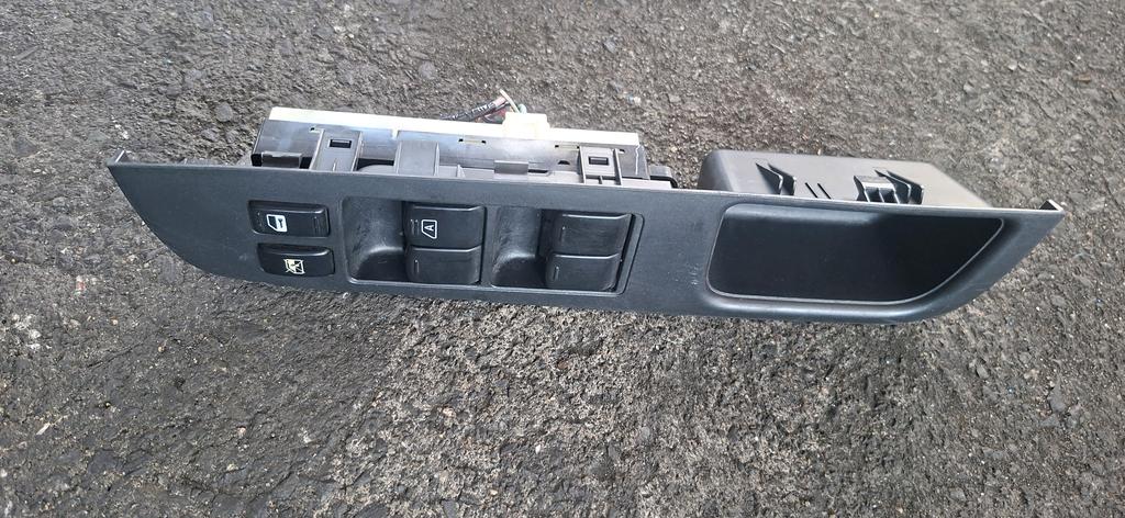 CONTROL MULTIPLE DE LEVANTA LUNA NISSAN TIIDA 2004-2012 HATCHBACK C11 JC11