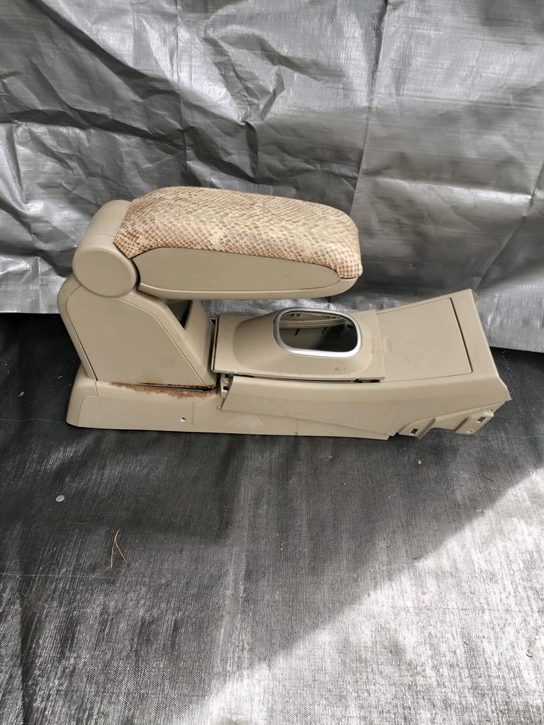 CONSOLA DE PALANCA CAMBIO NISSAN TIIDA 2004-2012 SEDAN SC11 SJC11