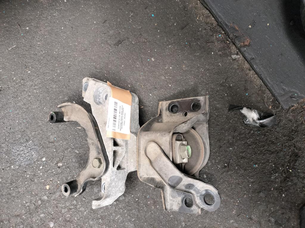 SOPORTE DE MOTOR NISSAN TIIDA 2004-2012 SEDAN SC11 SJC11