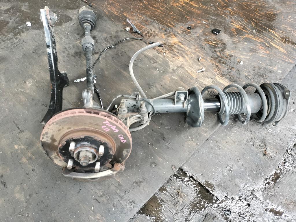 SUSPENSION DEL.MACPHERSON DISCO LH NISSAN TIIDA 2004-2012 SEDAN SC11 SJC11