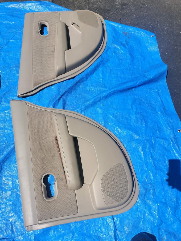 TAPIZ CUBIERTA PUERTA POSTERIOR PAR NISSAN TIIDA 2004-2012 SEDAN SC11 SJC11