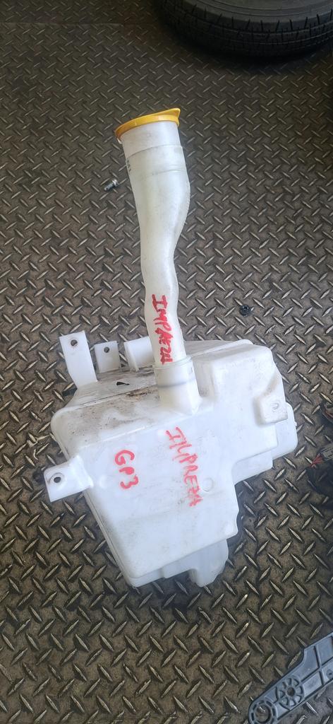 DEPOSITO LIMPIA PARABRISAS SUBARU IMPREZA SPORTS 2011-2016 HATCHBACK GP2 GP7