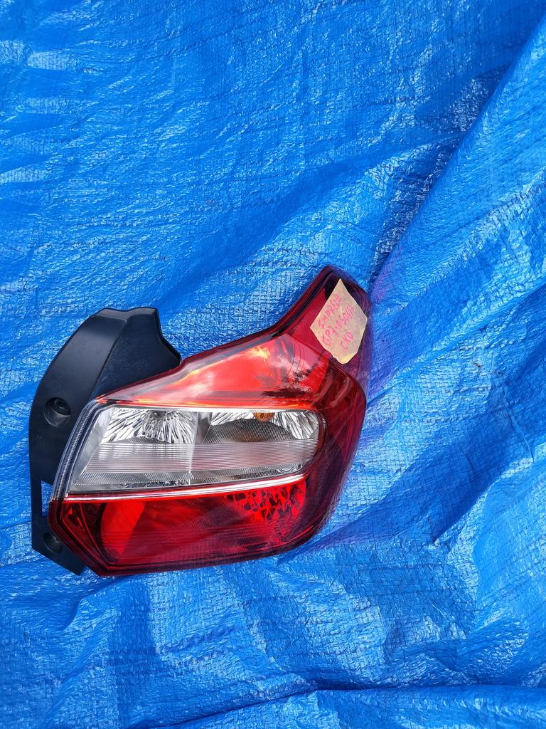 FARO POSTERIOR RH SUBARU IMPREZA SPORTS 2011-2016 HATCHBACK GP2 GP7
