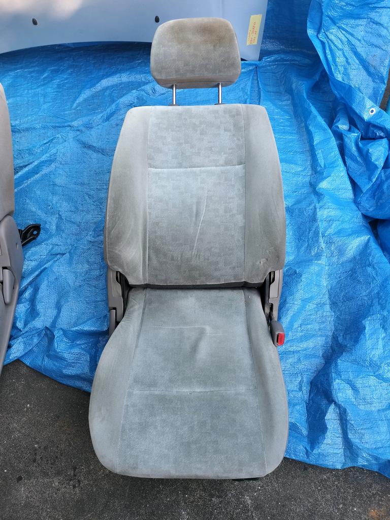 ASIENTO DELANTERO RH NISSAN SUNNY 1998-2004 SEDAN B15 SB15