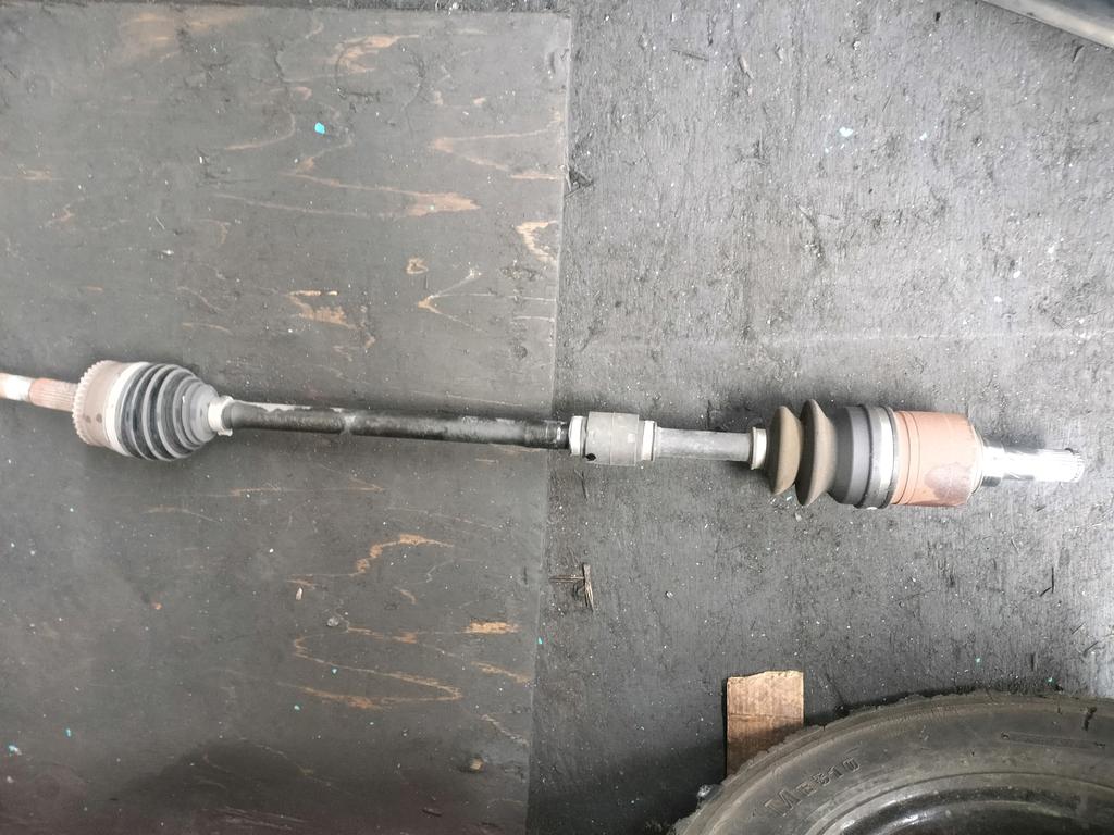 PALIER EJE COMPLETO RH NISSAN SUNNY 1998-2004 SEDAN B15 SB15