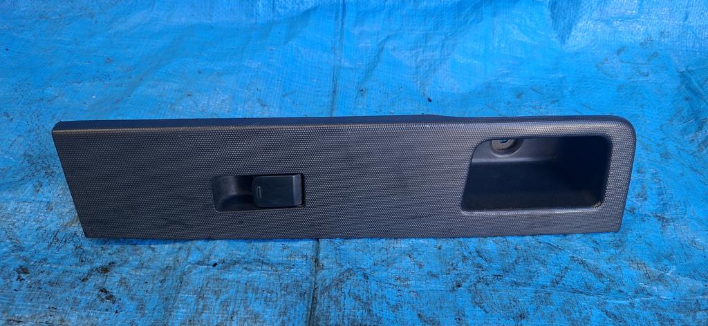 CONTROL SIMPLE DE LEVANTA LUNA NISSAN AD VAN 2006-2021 VAN VY12 Y12