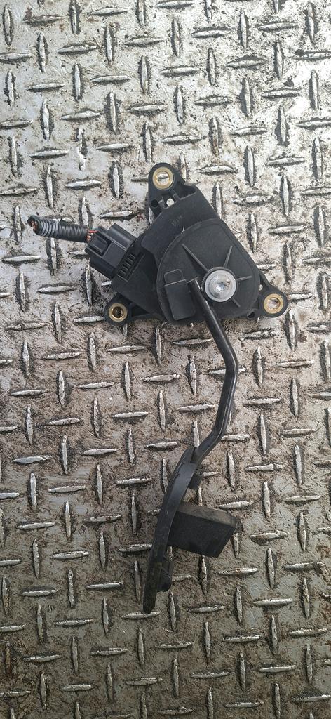 PEDAL DE ACELERADOR NISSAN AD VAN 2006-2021 VAN VY12 Y12