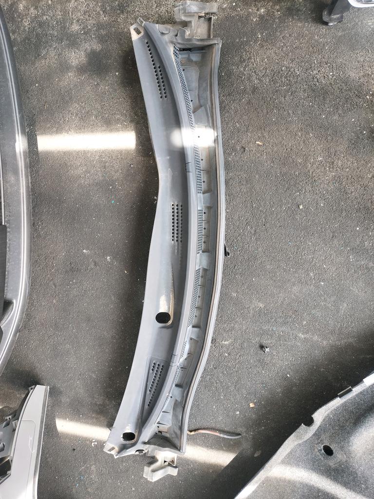 REJILLA LIMPIA PARABRISA NISSAN AD VAN 2006-2021 VAN VY12 Y12