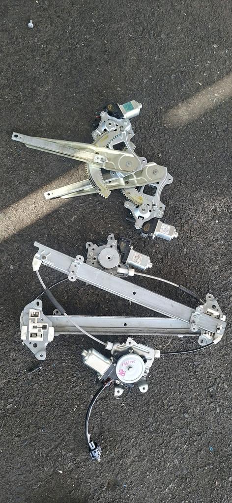 CREMALLERA DE PUERTA ELECTRICA NISSAN TIIDA 2004-2012 HATCHBACK C11 JC11