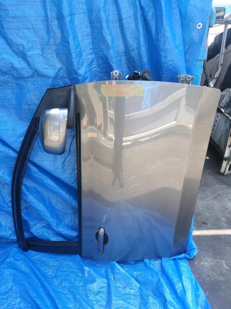 PUERTA DELANTERA RH NISSAN WINGROAD 2005-2018 WAGON Y12 JY12