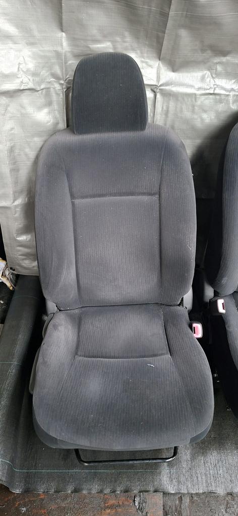 ASIENTO DELANTERO RH TOYOTA FIELDER 2006-2012 WAGON NZE141G ZRE144G