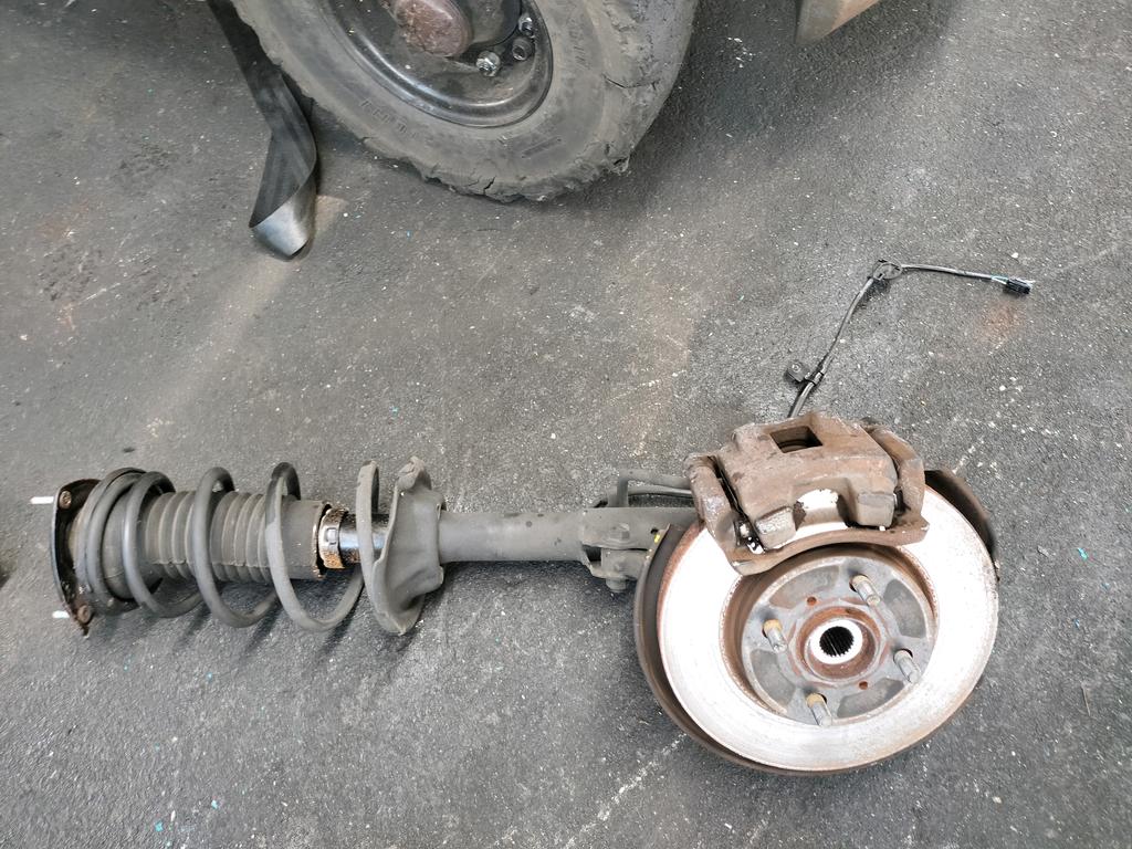 SUSPENSION DEL.MACPHERSON DISCO RH TOYOTA PORTE 2004-2012 HATCHBACK NNP10 NNP15