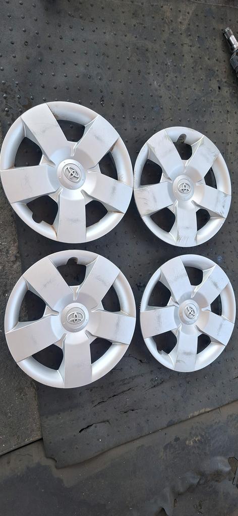 TAPA DE ARO RUEDA TOYOTA PORTE 2004-2012 HATCHBACK NNP10 NNP15