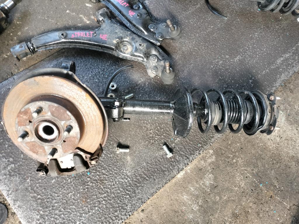 SUSPENSION DEL.MACPHERSON DISCO RH TOYOTA STARLET 1989-1996 HATCHBACK EP80 NP80