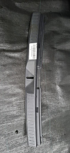 [28GFDW] PISADERA DE COMPUERTA TOYOTA FIELDER 2006-2012 WAGON NZE141G ZRE144G
