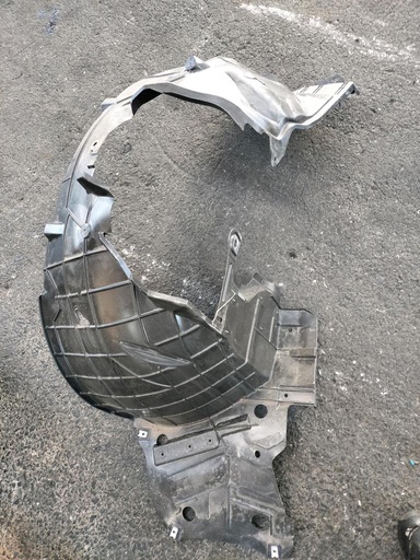 [BRPDRK] PLASTICO DE GUARDAFANGO LH NISSAN AD VAN 2006-2021 VAN VY12 Y12