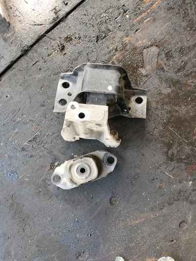 [KKSHMU] SOPORTE DE MOTOR NISSAN AD VAN 2006-2021 VAN VY12 Y12