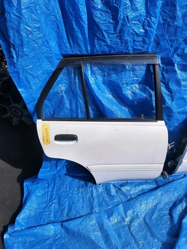 [8S4MD8] PUERTA POSTERIOR RH TOYOTA STARLET 1989-1996 HATCHBACK EP80 NP80