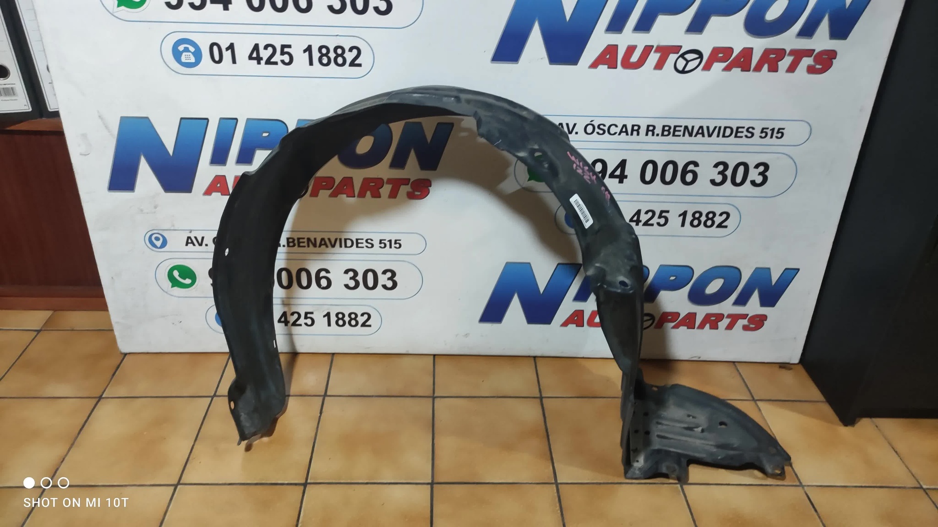 PLASTICO DE GUARDAFANGO TOYOTA WISH 2003-2009 ZNE10G ANE11W PAR