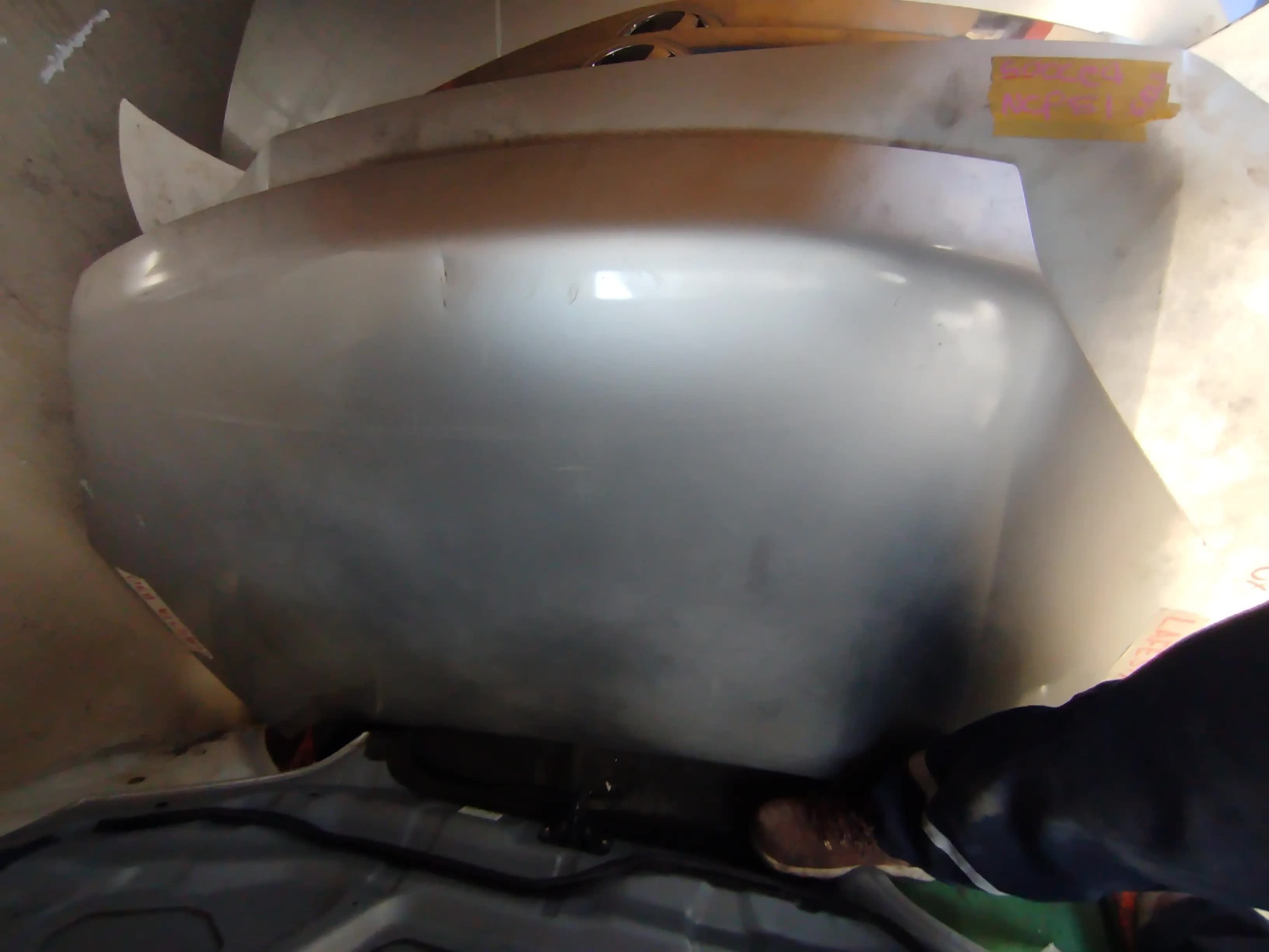 CAPOT NISSAN LAFESTA 2004-2010 B30
