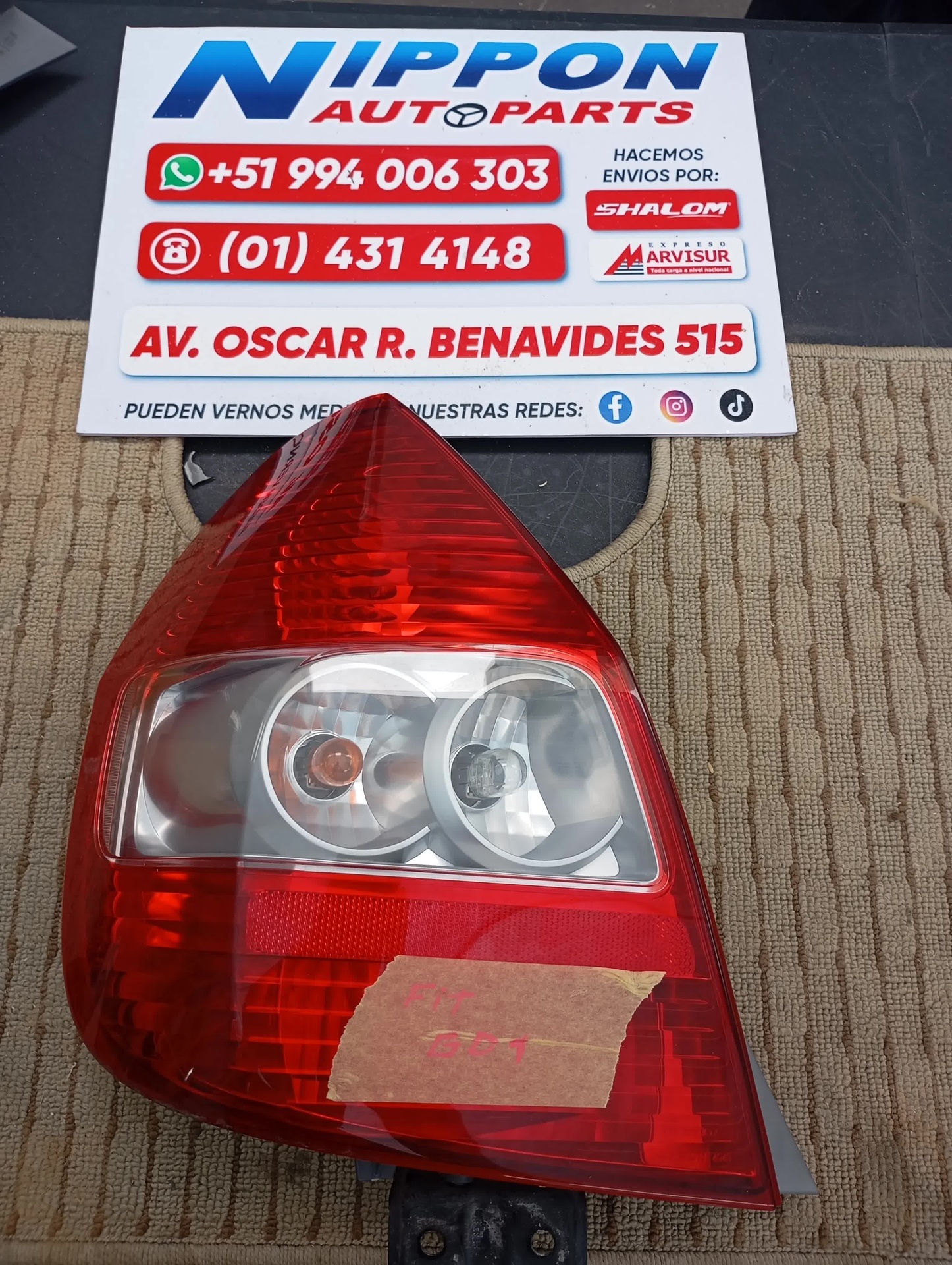 FARO POSTERIOR HONDA FIT 2001-2007 GD1 GD4 LH 4949