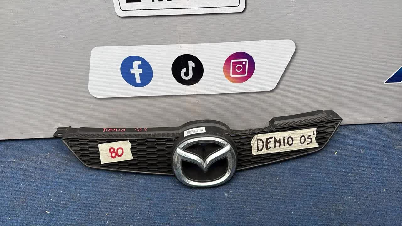 MASCARA DELANTERA MAZDA DEMIO 2002-2007 DY3W DY5R 52710-K2443