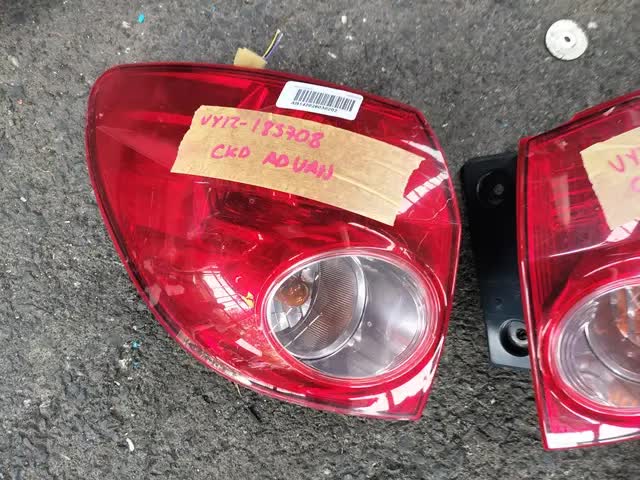 FARO POSTERIOR NISSAN AD VAN 2006-2016 Y12 3560366K0 LH