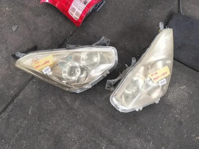 FARO DELANTERO TOYOTA WISH 2003-2009 ZNE10G ANE11W RH 6813