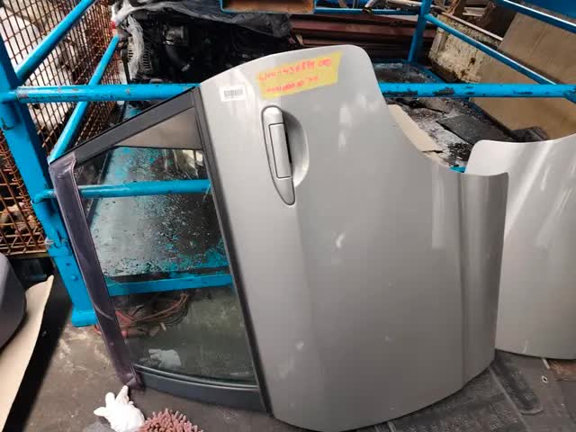 PUERTA POSTERIOR NISSAN WINGROAD 1999-2005 Y11 WFY11 M/T LH