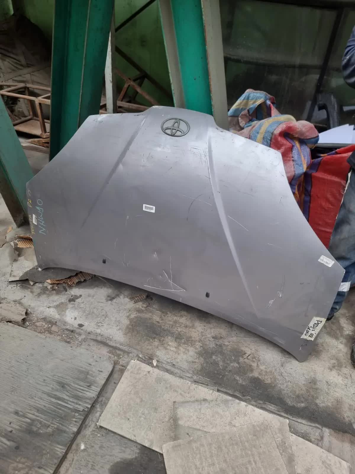 CAPOT TOYOTA PRIUS 1997-2002 NHW10 NHW11 GRIS