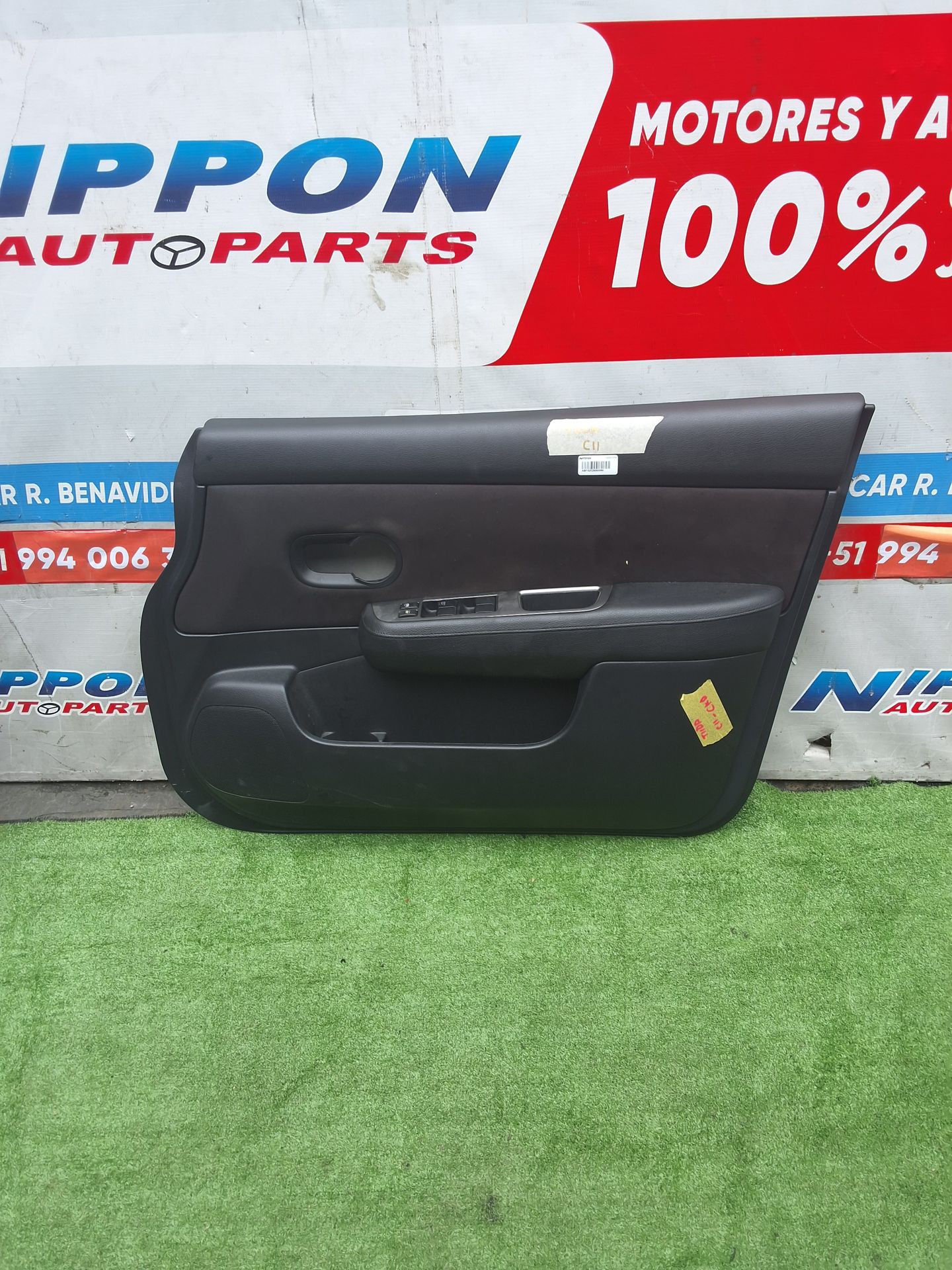 TAPIZ CUBIERTA PUERTA DELANTERA NISSAN TIIDA 2004-2012 C11 JC11 LH A/T