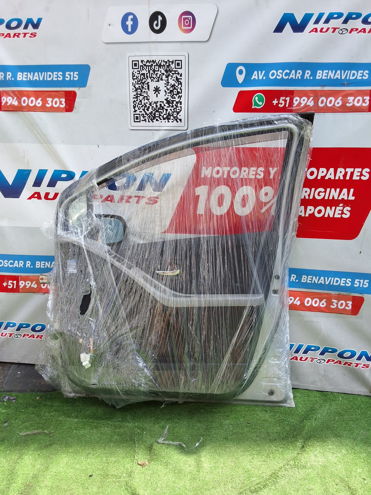 PUERTA DELANTERA RH TOYOTA VITZ 2005-2010 HATCHBACK KSP90 NCP95