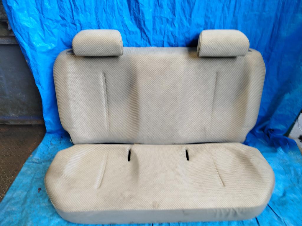 ASIENTO POSTERIOR DE AUTO TOYOTA BELTA 2005-2012 SEDAN KSP92 SCP92